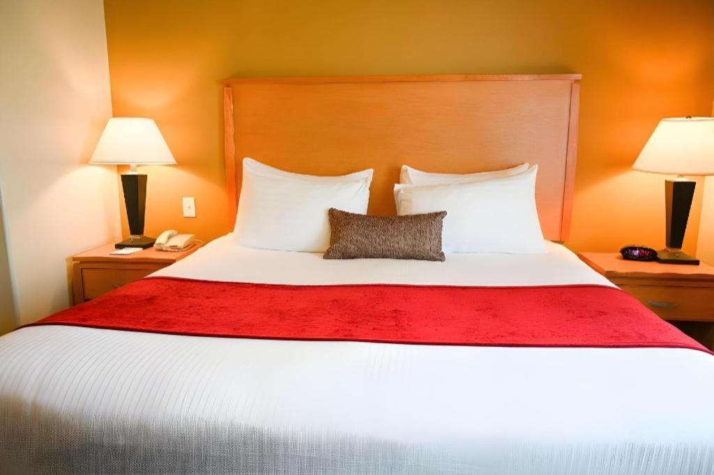 Best Western Plus Guymon Hotel And Suites Exterior photo